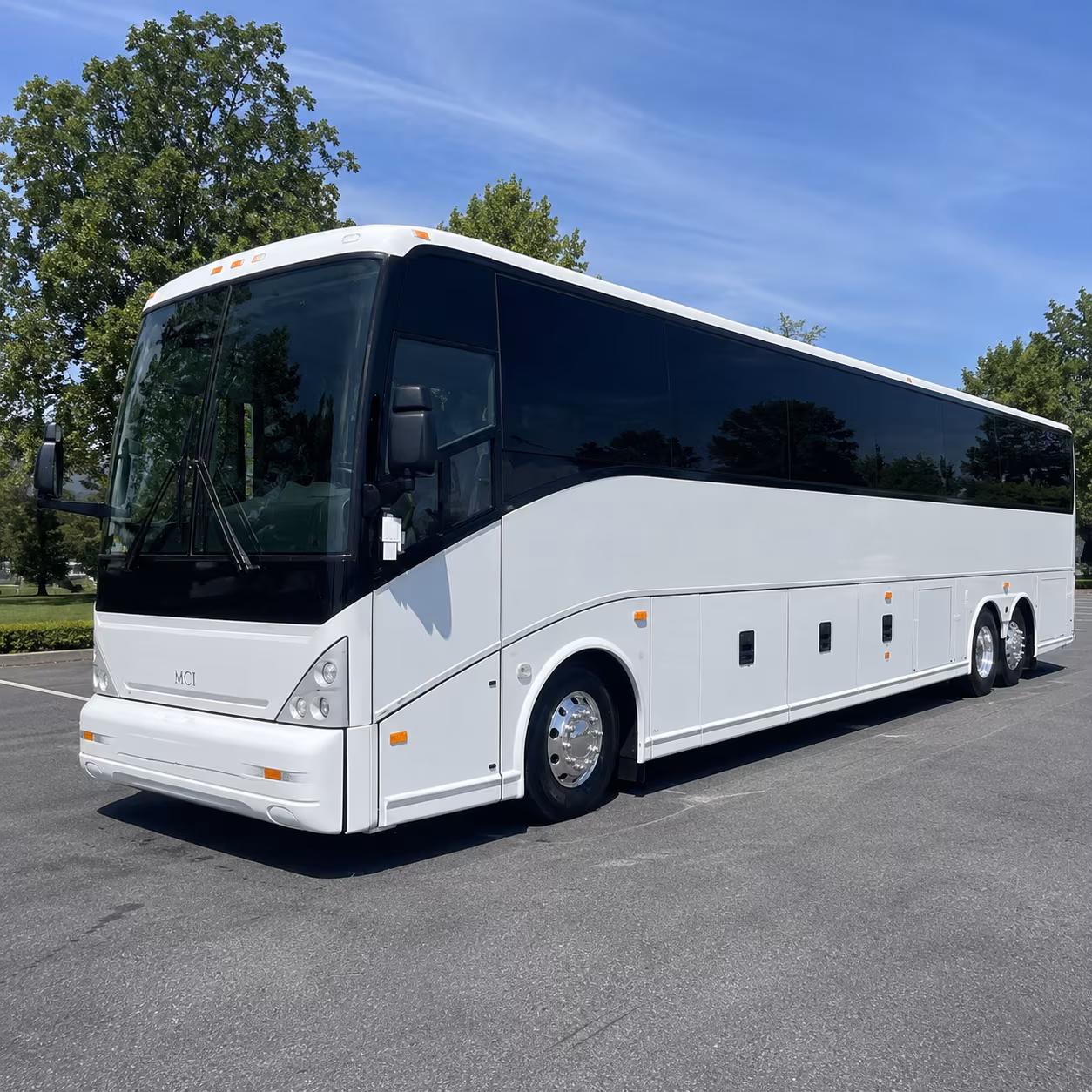 fortlauderdalecharterbuscompany com makes corporate suite night at amerant bank arena effortless