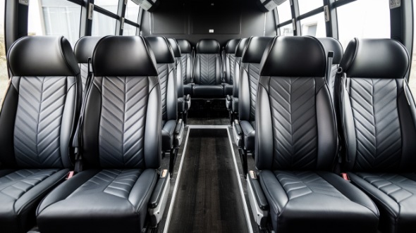 20 passenger minibus rental boca raton