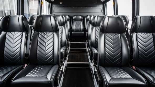 25 passenger minibus rental boca raton